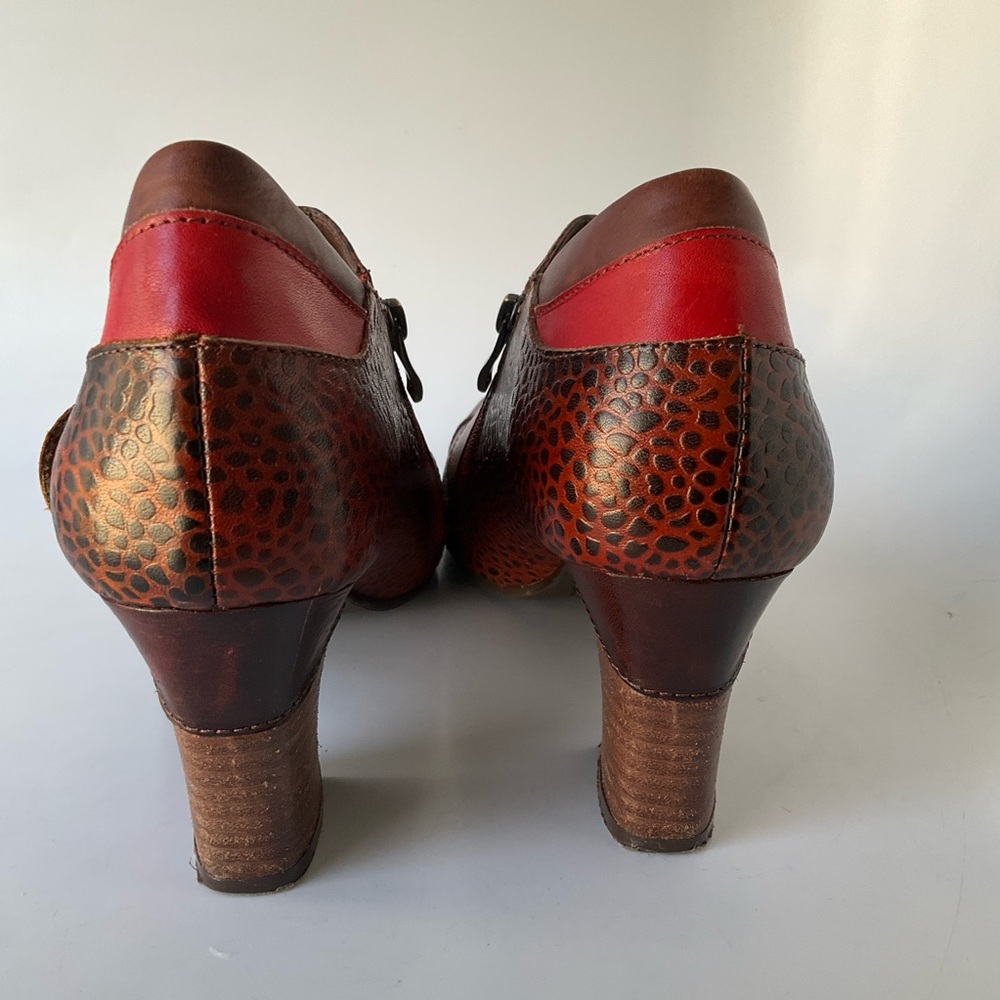 L'ARTISTE Brown and Red Leather Multi Pattern Shoes - Picture 5 of 15